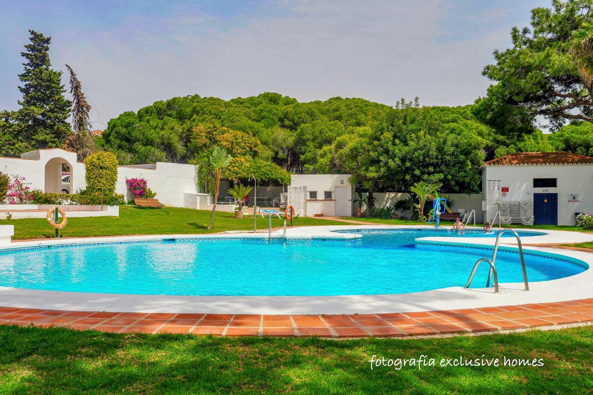 Md001 Precioso Apartamento En Primera Linea De Playa Sitio de Calahonda Exterior photo
